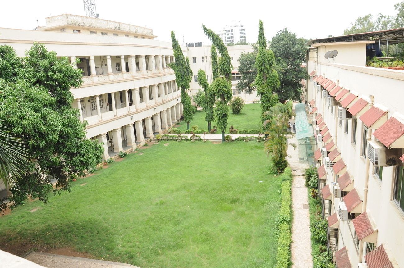Guru Nanak Institute of Management Studies, Mumbai Image