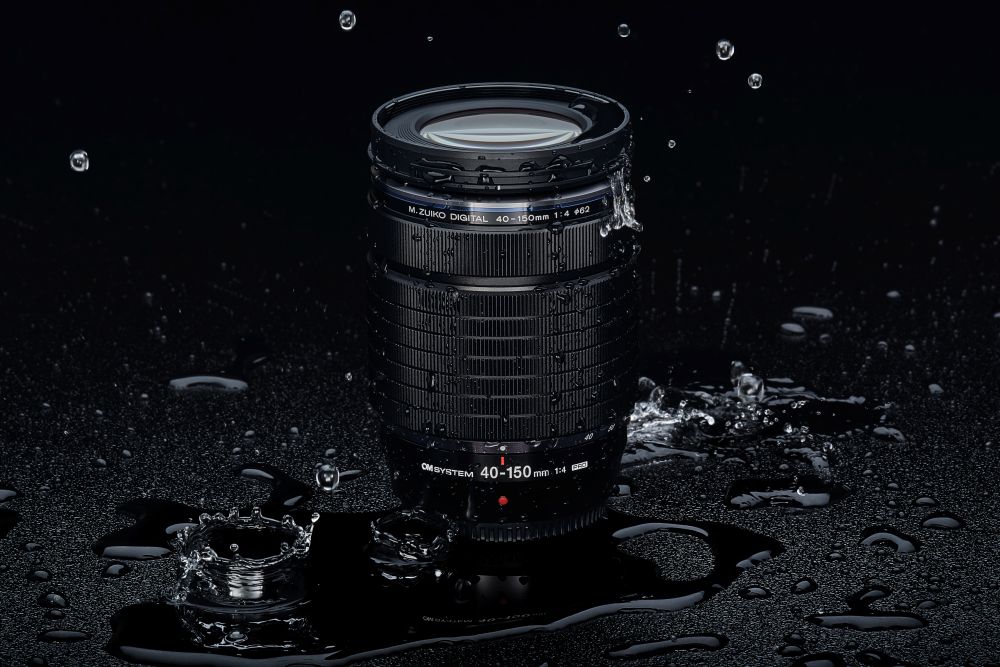 40 150mm F4 Weatherproof Image