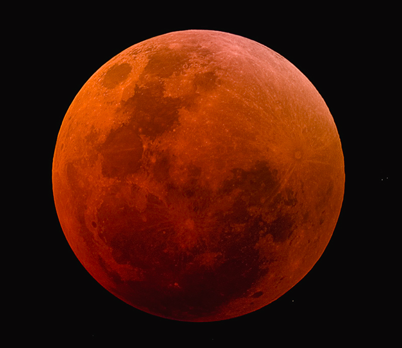 lunar-eclipse-2007.jpg