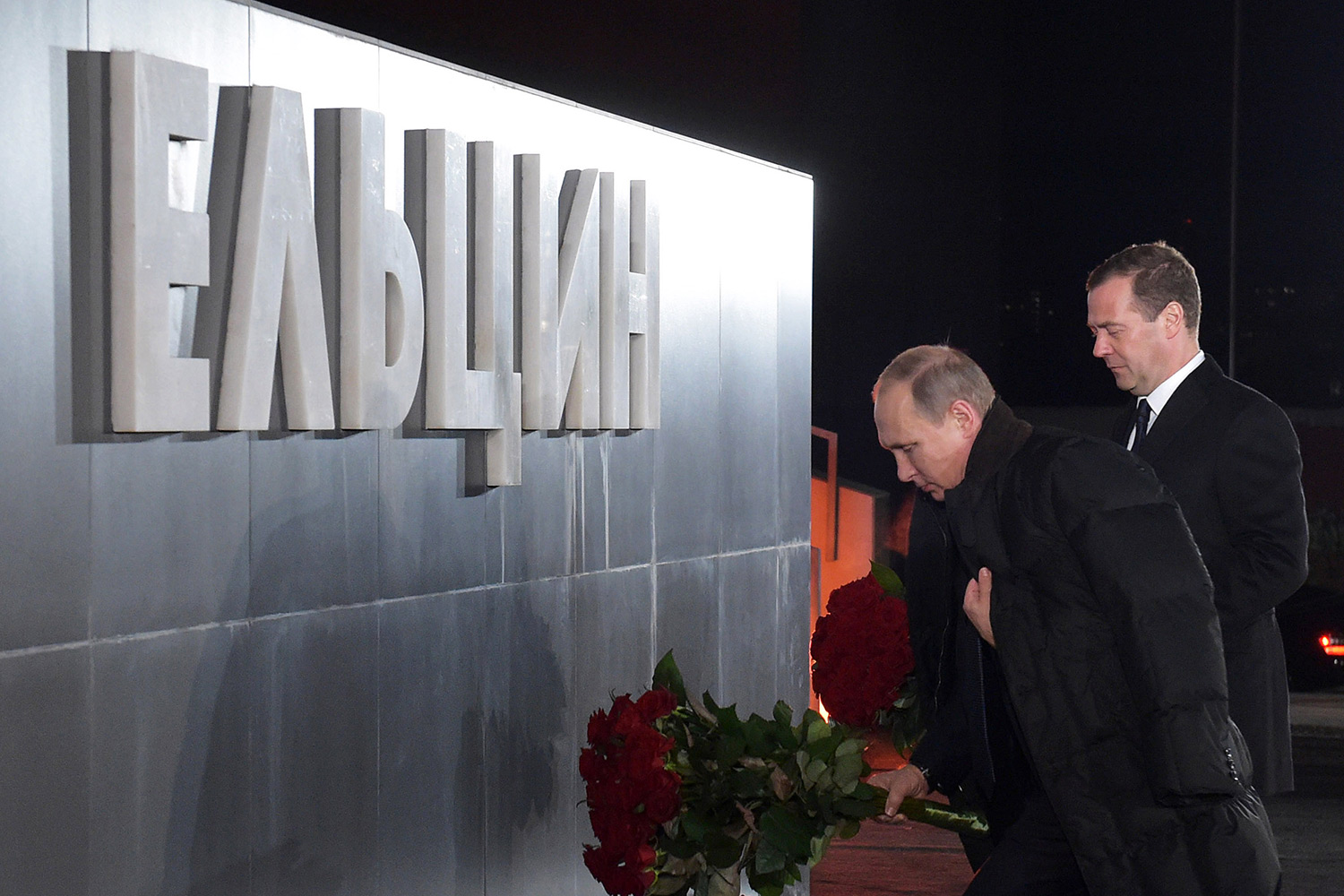 Путин ничего не понимает, ничему не учится... Путин ничего не понимает, ничему не учится...