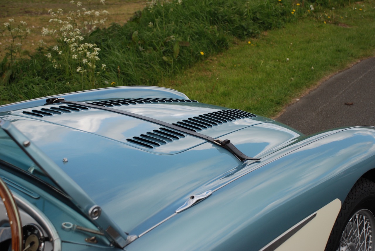 Mille Miglia eligible Austin Healey 100/4 heads to auction