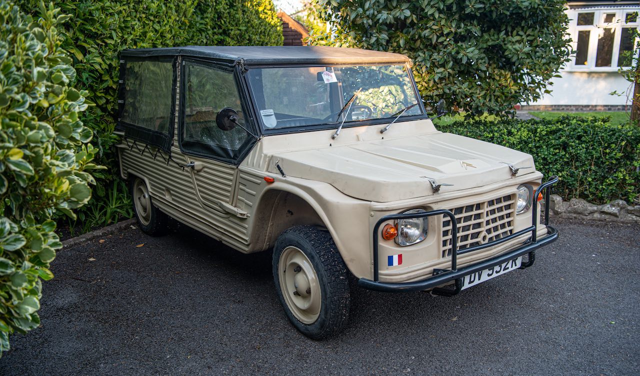 Citroën Méhari owned by Dave Davies of The Kinks up for auction