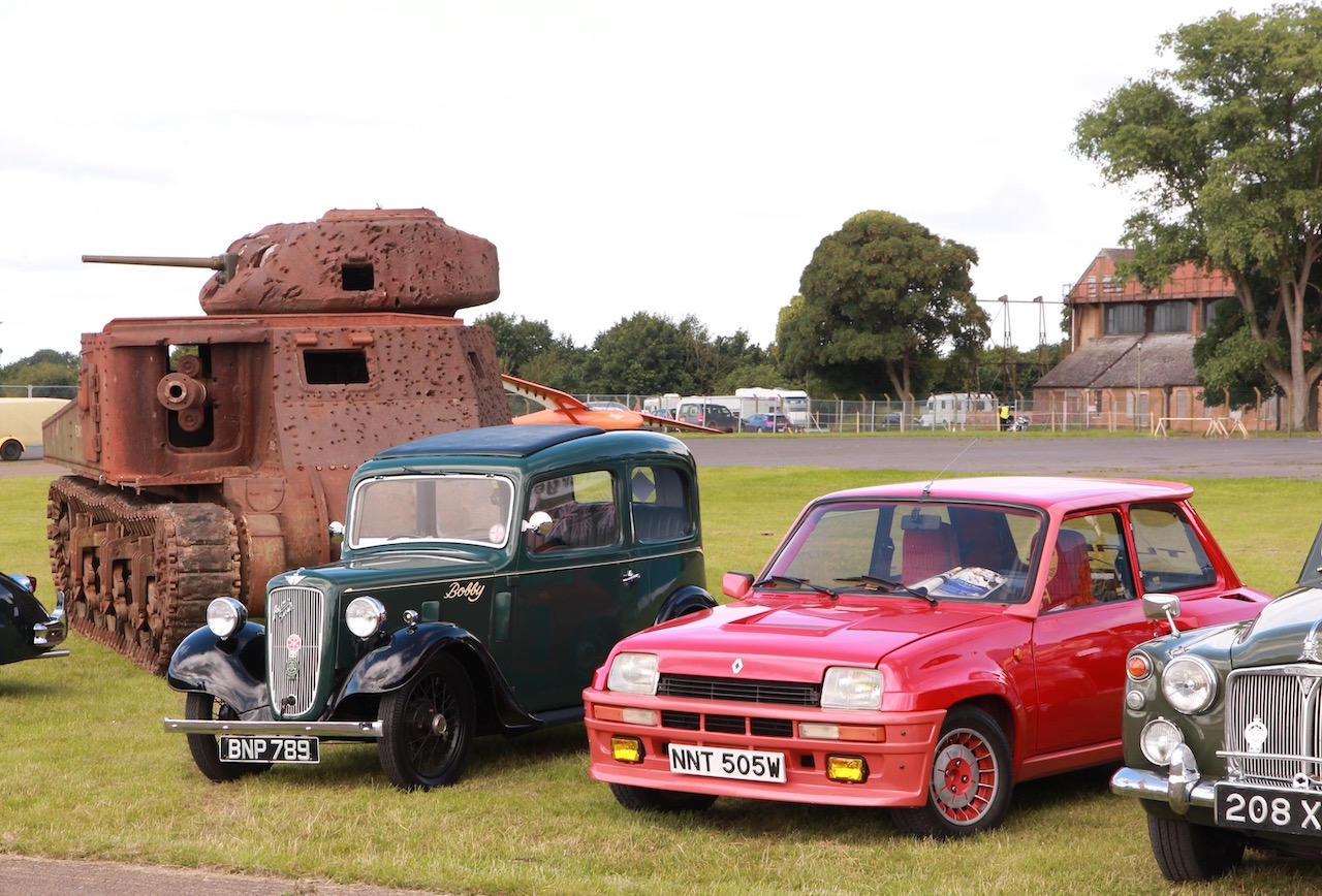 DVLA & Classic Car Groups join forces to solve registration problems