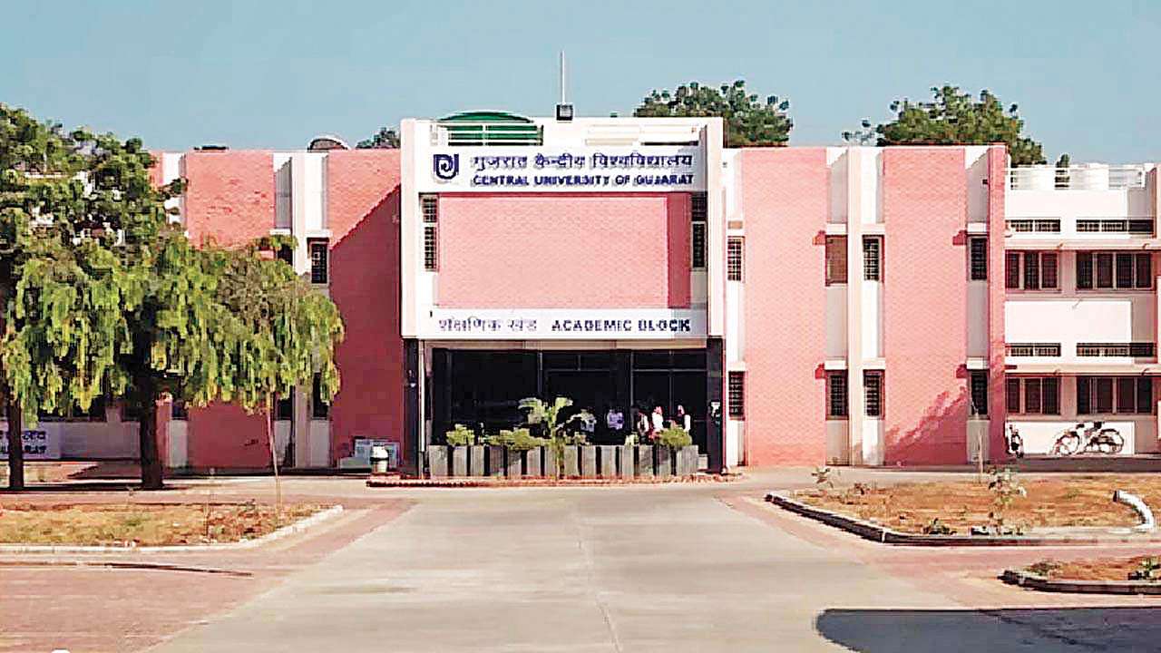 Central University of Gujarat Image