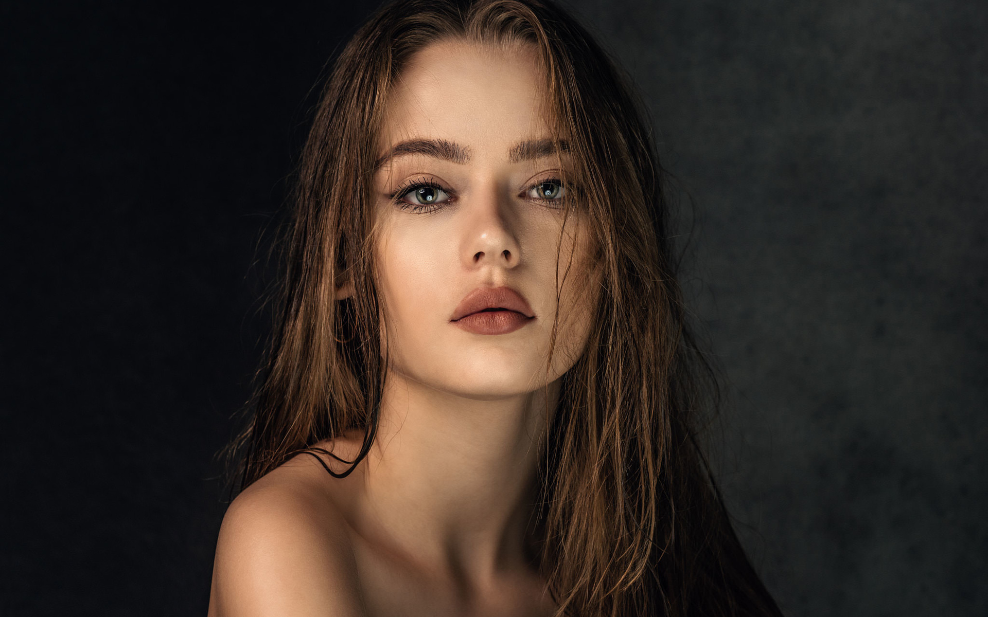 Model Kamilla Gongala