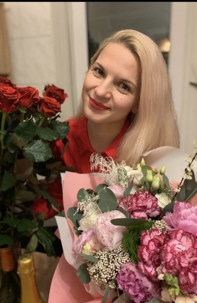 lady's photo