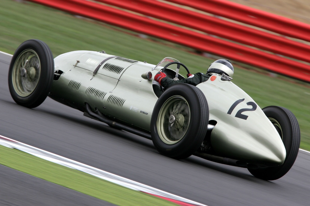 Silverstone Classic celebrates 70th anniversary of the first Grand Prix