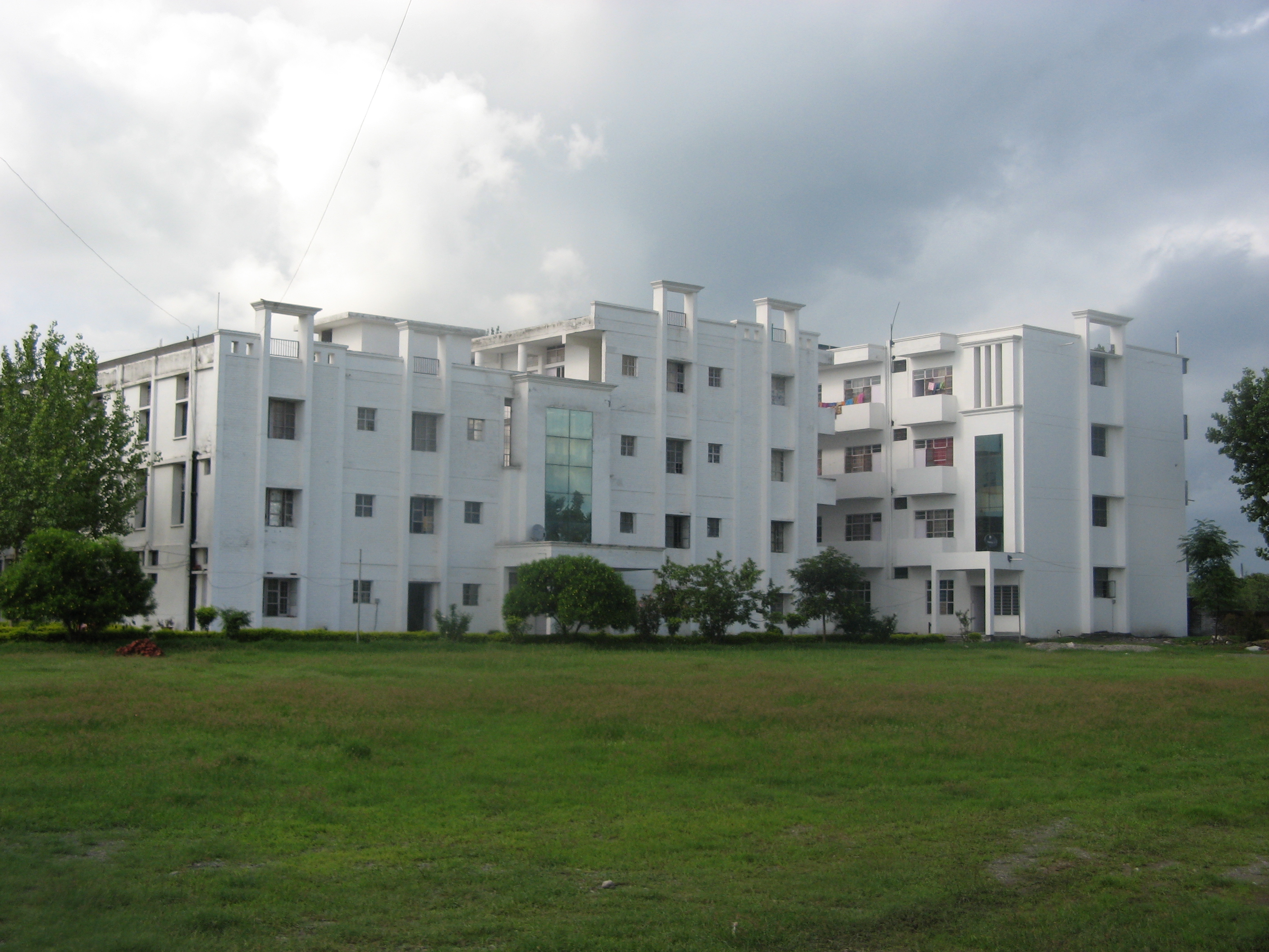 Himachal Institute of Dental Sciences, Paonta Sahib Image