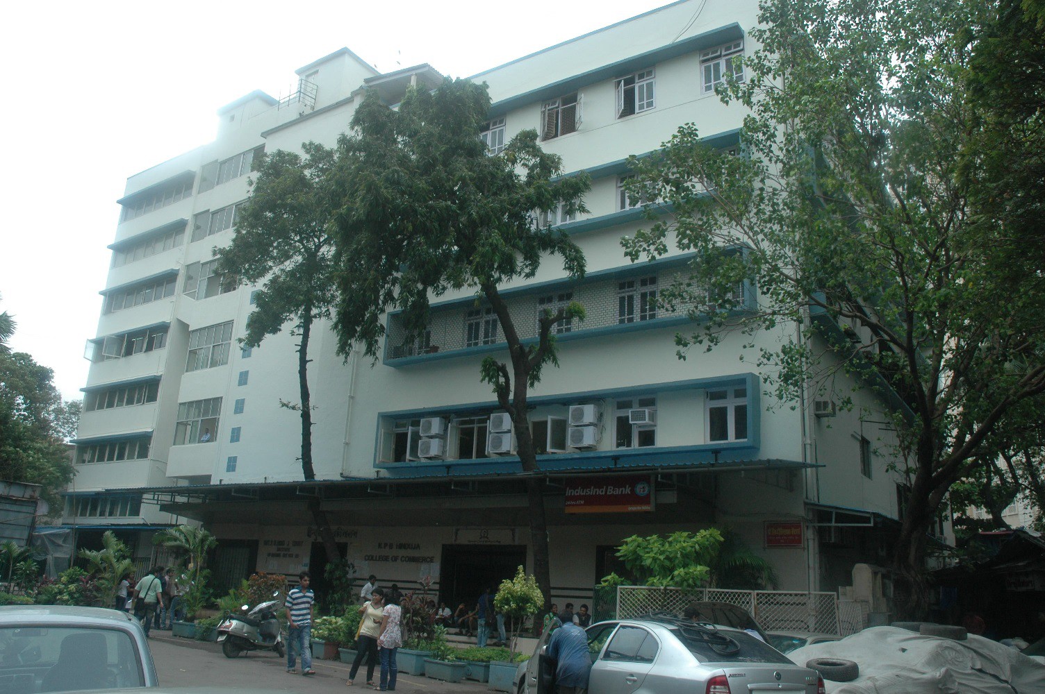 K.P.B. Hinduja College of Commerce, Mumbai Image