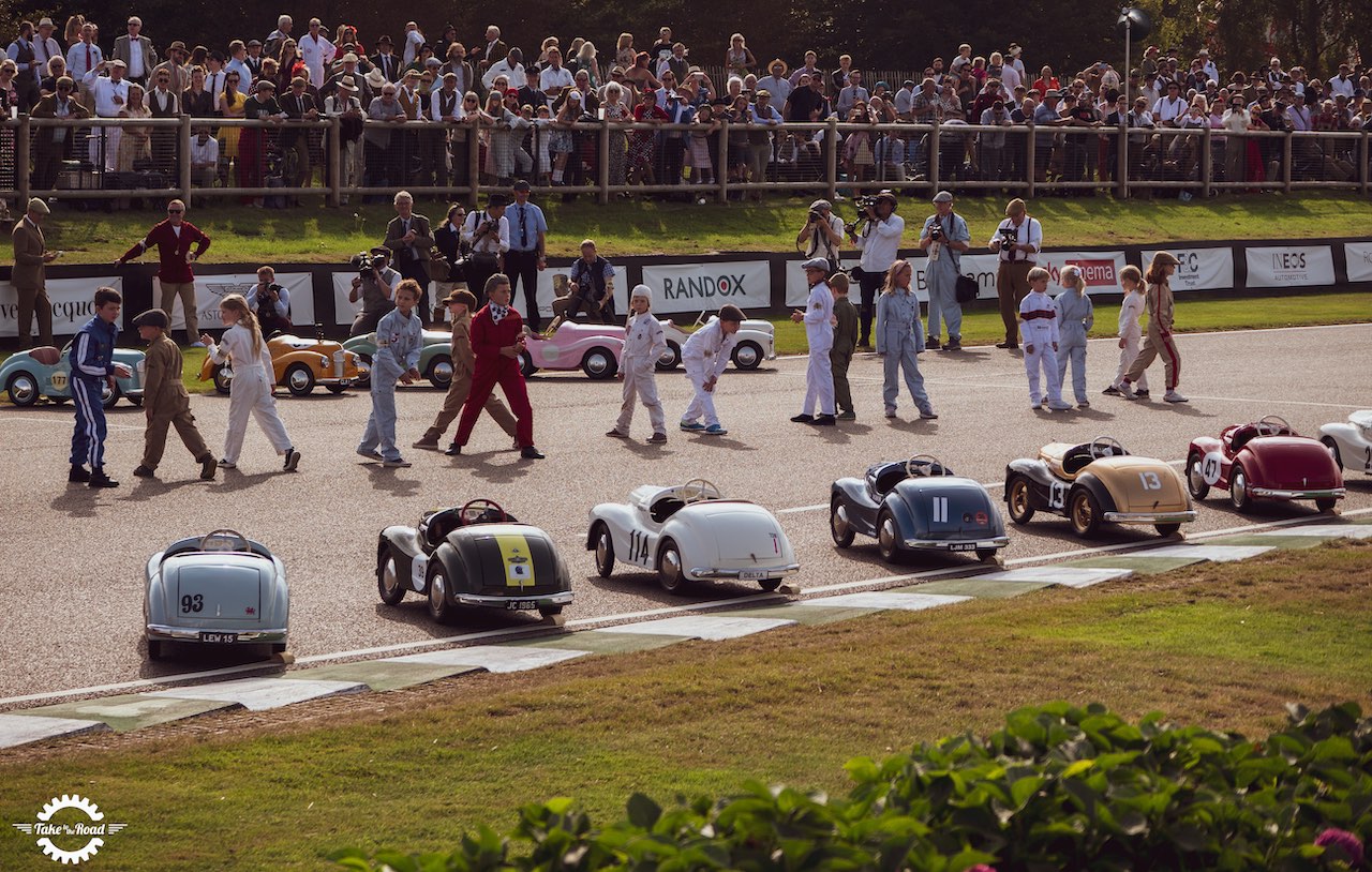 Le sport automobile historique fait un retour glorieux au Goodwood Revival 2021