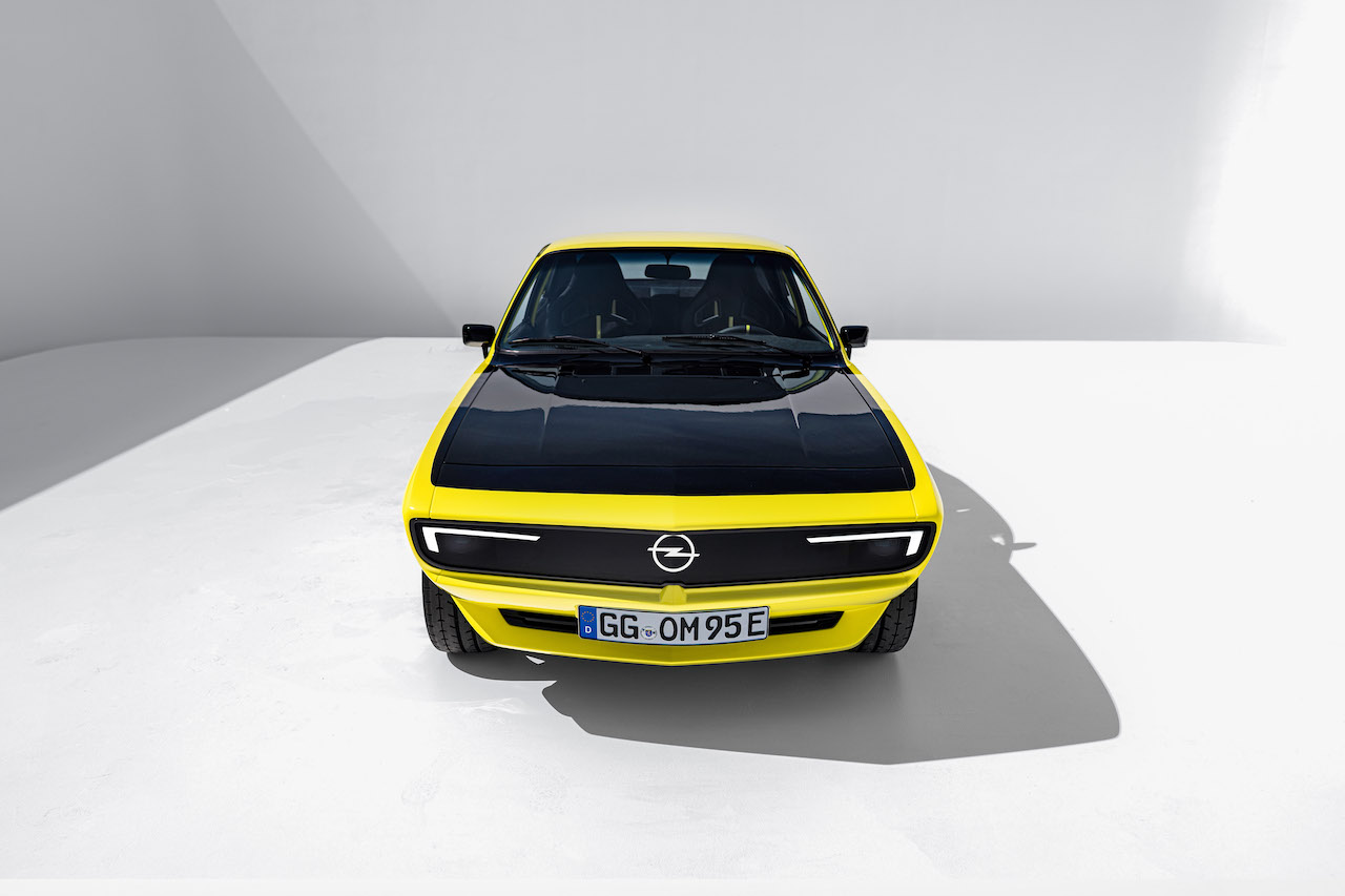 Opel unveils fully electric RestoMod Manta GSe