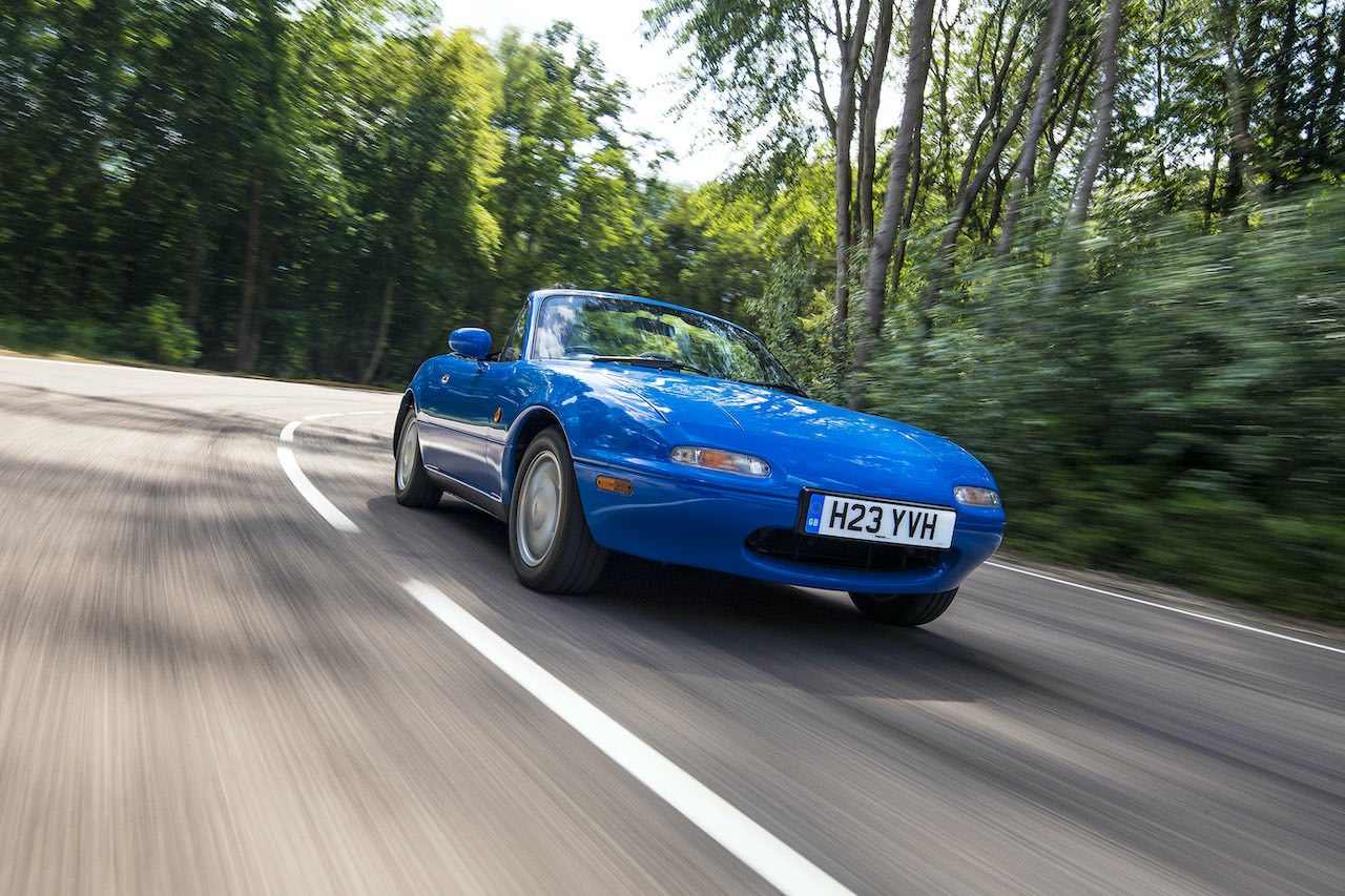 Mazda extends MX-5 parts resto programme to Mk1 Euro owners