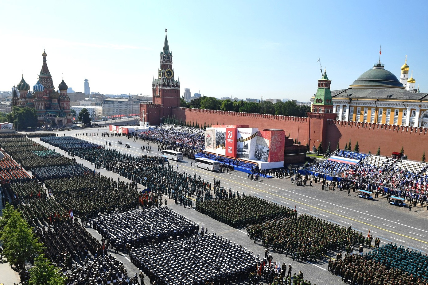 Что меня удивило и не удивило во время Парада Победы 