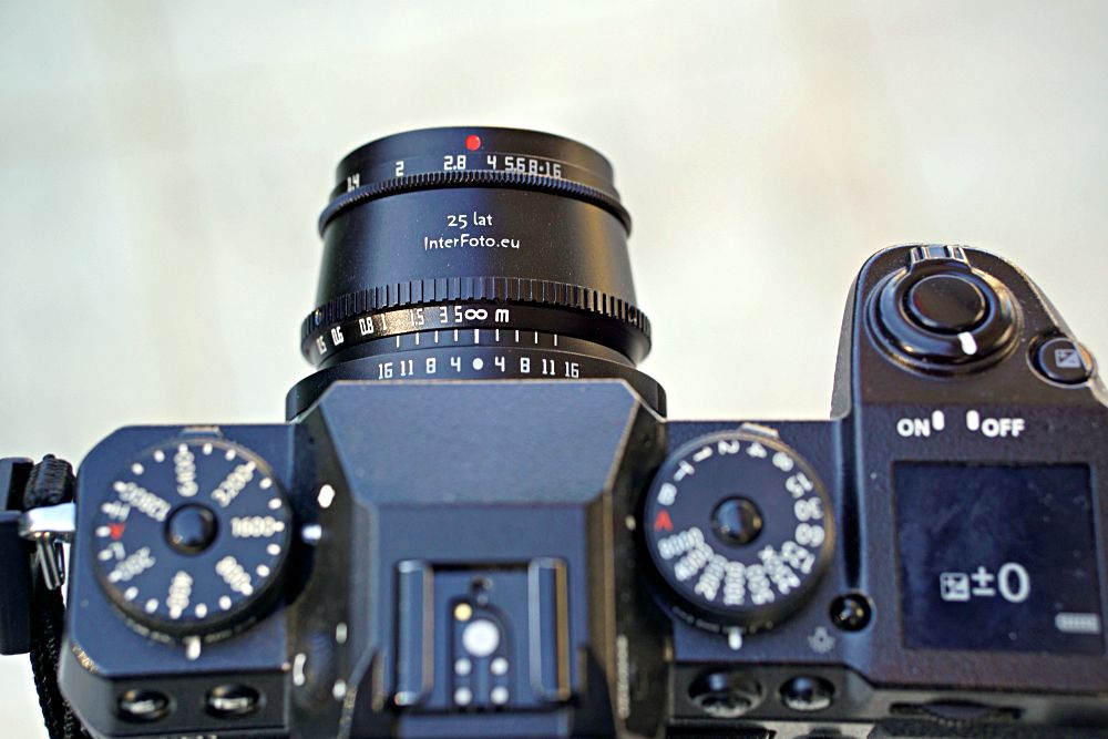 TTArtisan 35mm F1.4 Fujifilm X H1 Top