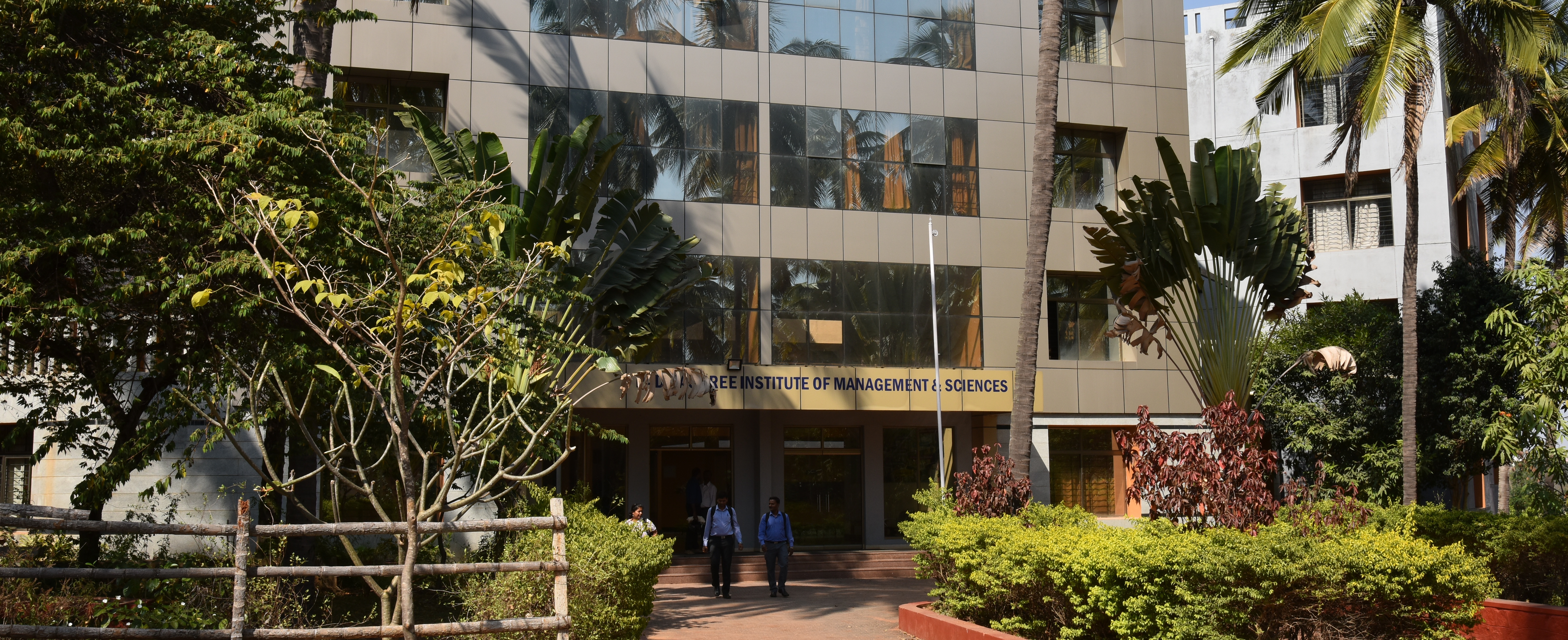 PADMASHREE INSTITUTE OF MANAGEMENT AND SCIENCES Image