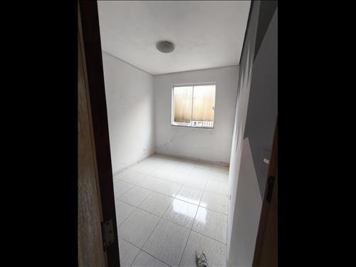 APARTAMENTO 14, BLOCO C, COM ÁREA TOTAL DE 55,16M2 - COLOMBO/PR