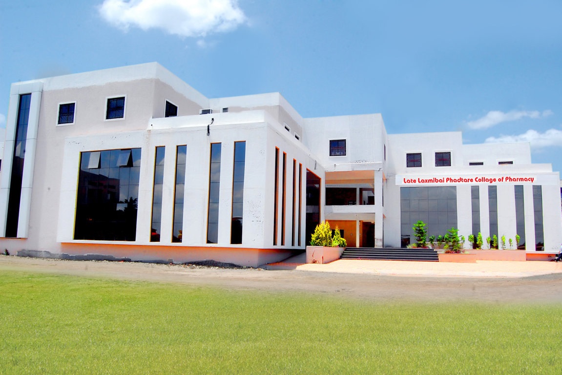 Late Laxmibai Phadtare College of Pharmacy, Pune Image