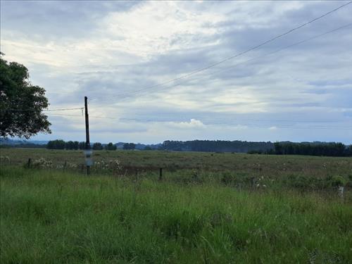Terreno c/área de 300m², situado no Lote 05, Quadra 30