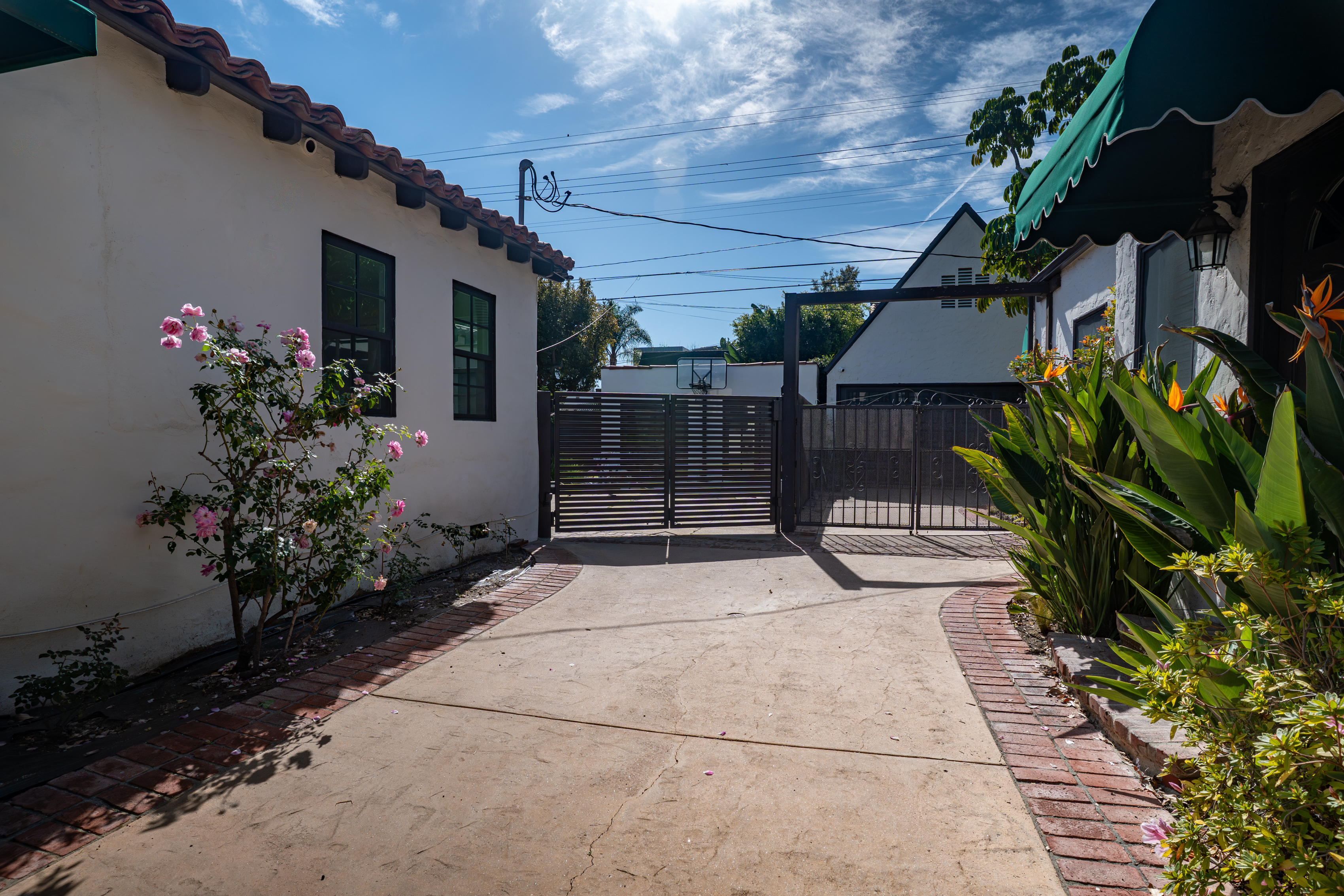 Garage Door & Gates Installation