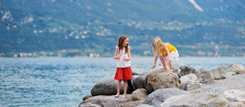 Children playing on Italian Lake