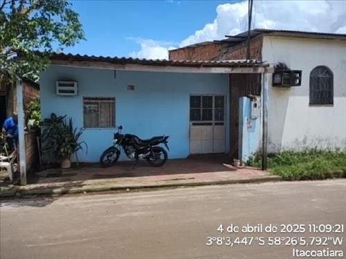 Casa  -   - 81,00m2