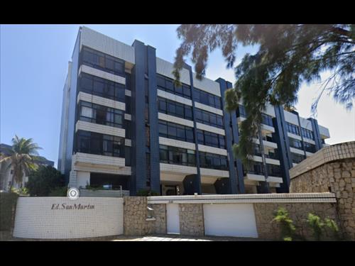 Fortaleza/CE - Apartamento nº 303 com 176m², 02 vagas na garagem na Rua Francisco Moreira, 330
