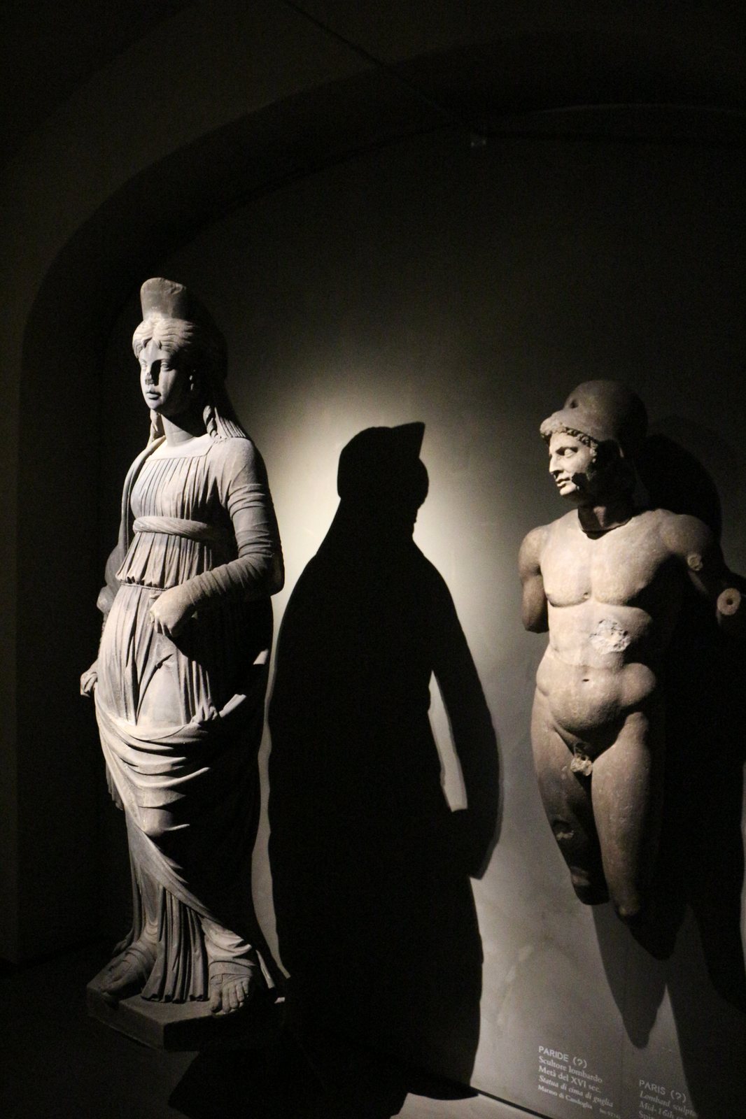 Duomo — sculpture pair