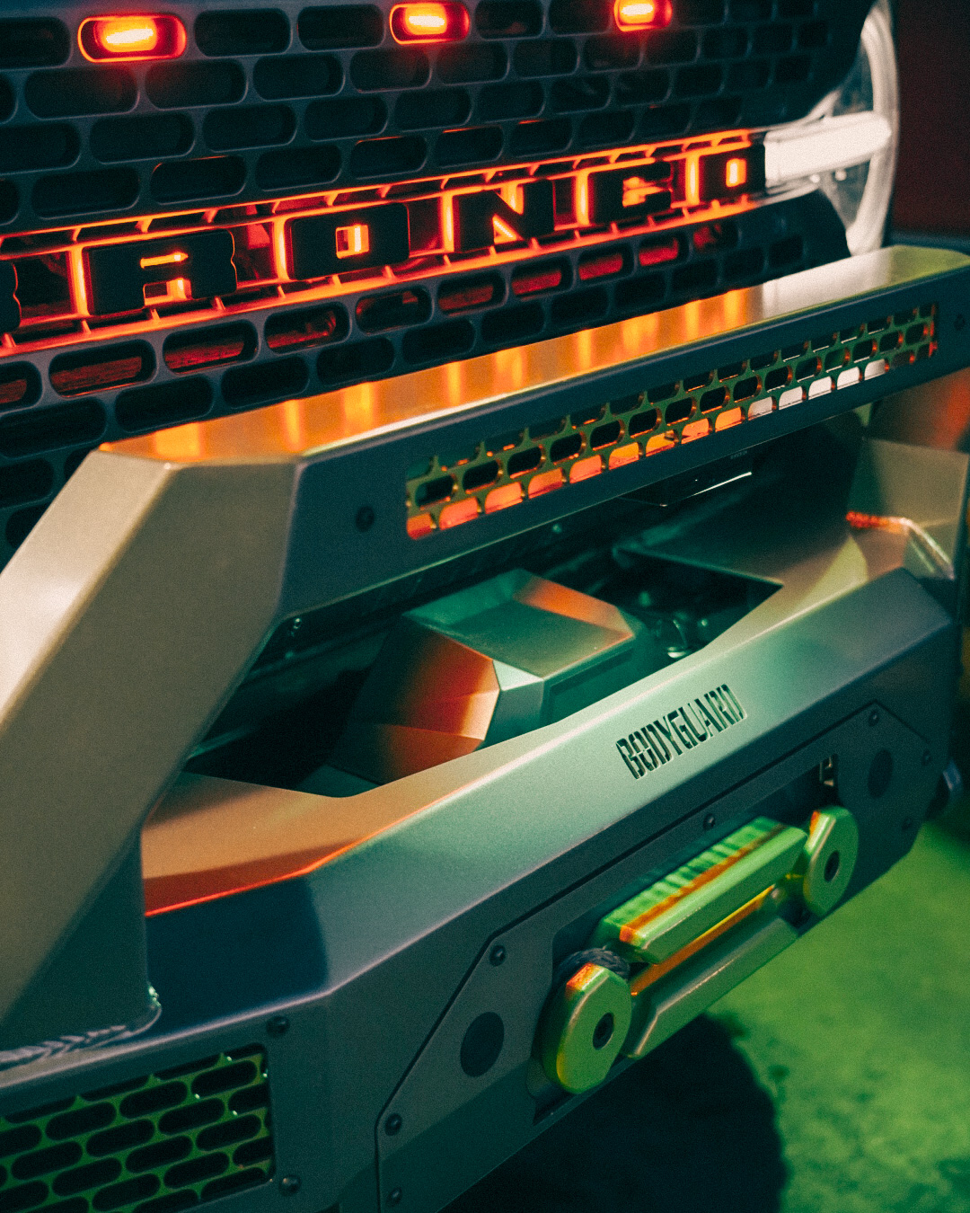 Bronco Slide 3