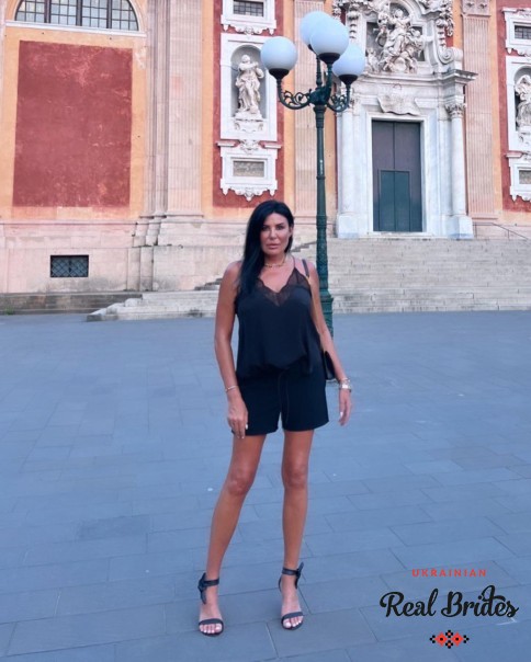 Photo gallery №4 Ukrainian women Elena 
