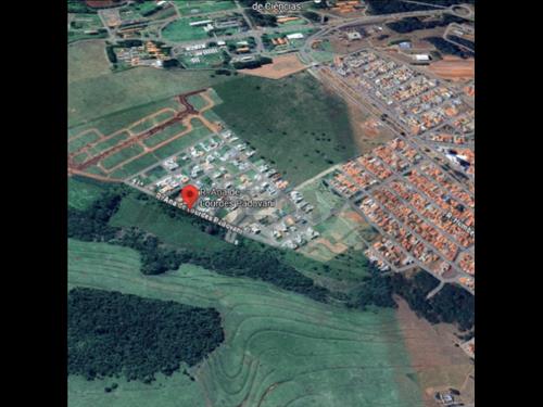 LOTE DE TERRENO sob nº 03, da QUADRA 06, de forma irregular, do loteamento denominado, “Residencial...