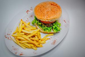 HAMBURGUER CON PAPA