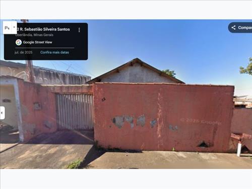 Casa com Terreno de 240m² – Uberlândia/MG