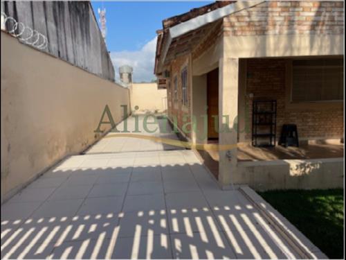 PARTE IDEAL DE 4,16% - Um prédio c/ 297m² - Massaguaçu - Caraguatatuba/SP