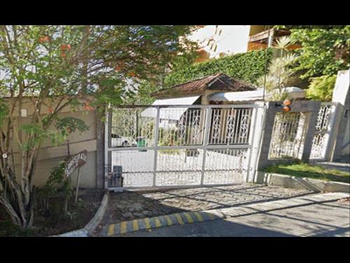 CASA EM NITERÓI - Rua Nilo Peçanha, 2021