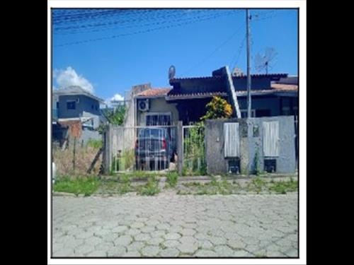 CASA, 57,34 M2 DE ÁREA
TOTAL, 56,25 M2 DE ÁREA
PRI