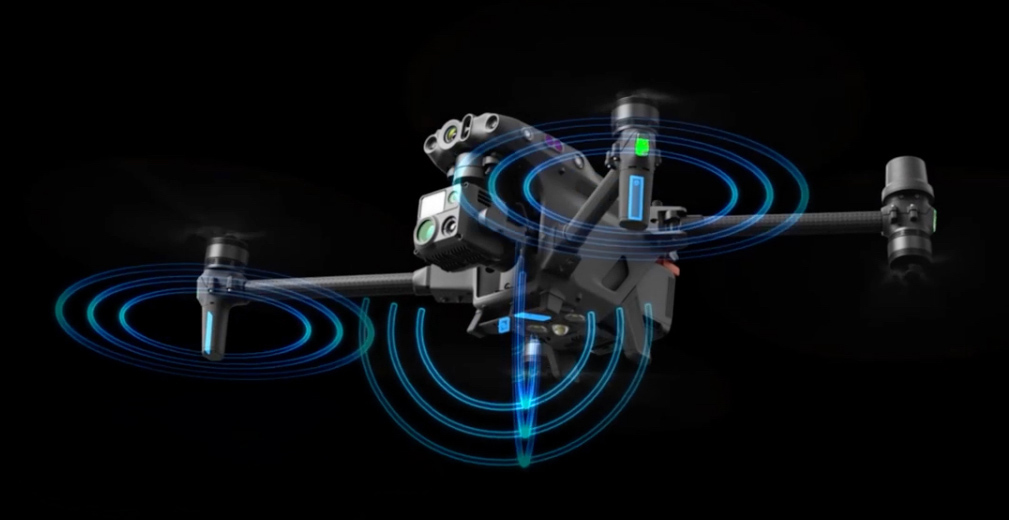 Drone équipé d'une caméra thermique — Drone06