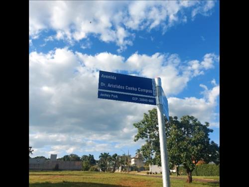 Uberaba/MG - Jardim Jockey Club – Terreno com 1.809m²