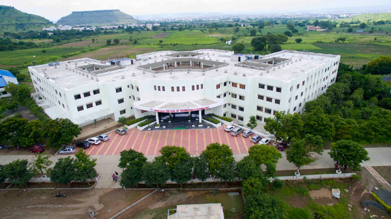 Shreeyash College of Engineering and Technology, Aurangabad Image