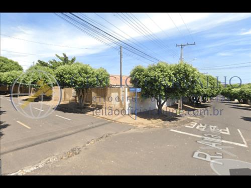 Imóvel Urbano 196m² - Dracena - SP