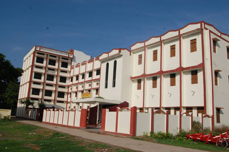 Munshi Raghunandan Prasad Sardar Patel Women's Post Graduate College, Barabanki Image