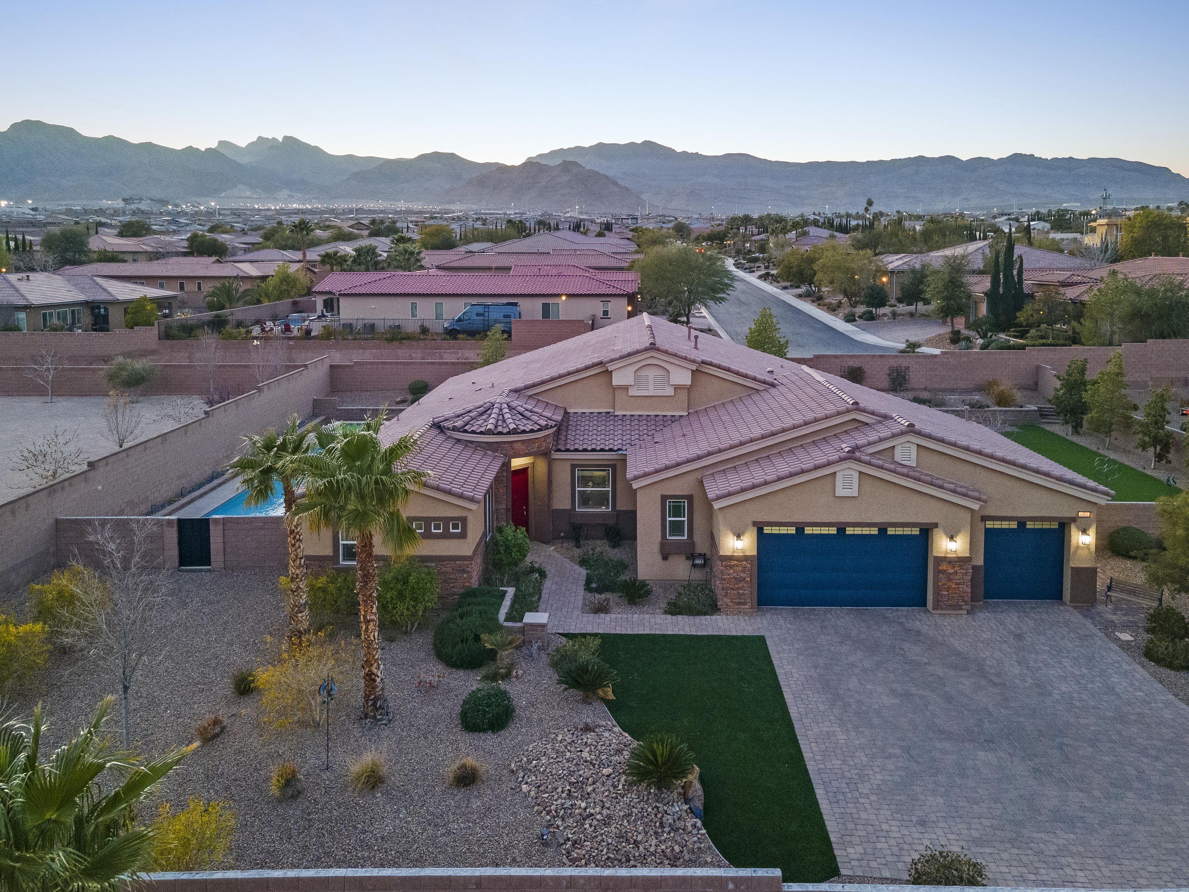 Custom Real Estate Las Vegas