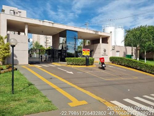 Apartamento      -   - 105,70m2