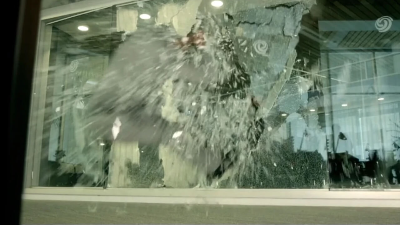 s1ep03-lucifer-pushes-joe-through-glass-wall