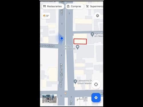 Imóvel | Área de 236,16m² | 2 Salas | 1 Cozinha | 2 Banheiros | 4 Quartos | Avenida Getúlio Vargas,...
