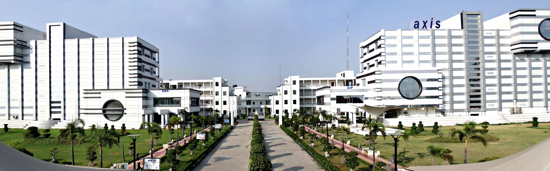 Axis College, Kanpur