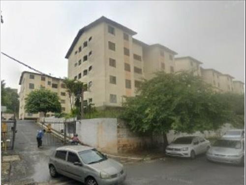 Apartamento à venda em leilão