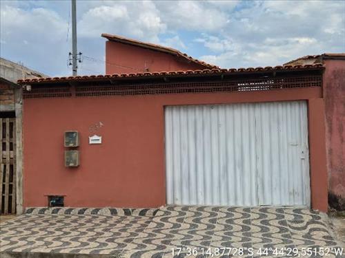 Casa           - AREA_PRIVATIVA- 69,72- AREA_TERRE
