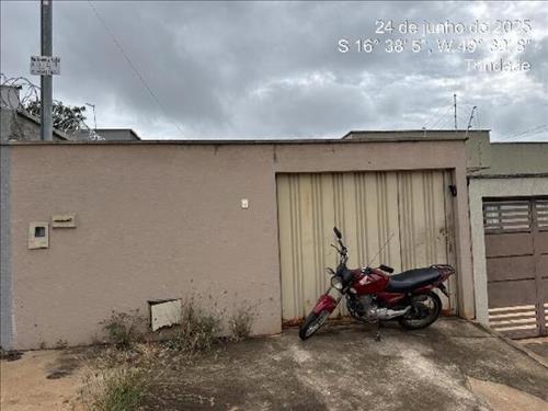 LOTE 103        CASA - TRINDADE