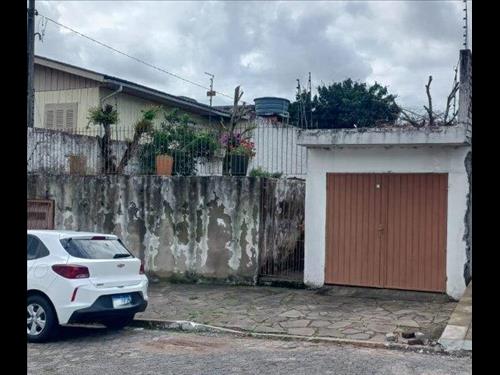 Terreno com área de 300,00 m²
