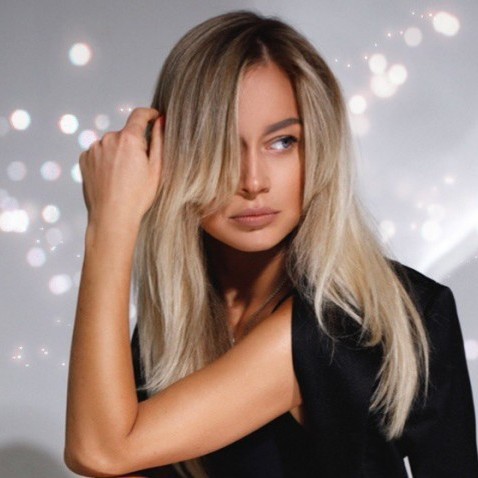 lady's photo